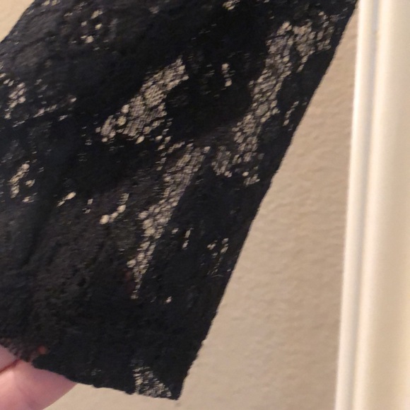 Three quarter length sleeve Texas T-shirt with lace sleeves. - Picture 3 of 5